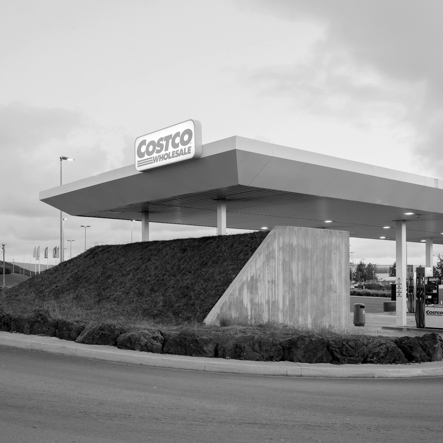 Gas station for Costco in Garðabær
